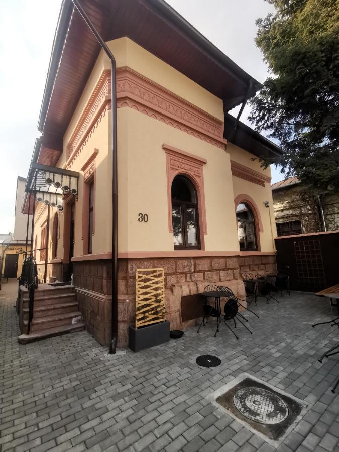 Appartamento Erbario House Bucarest Esterno foto